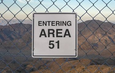 Zona Terlarang ” Area 51 ” Di Amerika Serikat